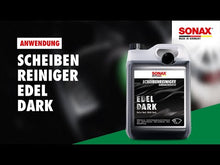 Charger et lire la vidéo dans la visionneuse de la Galerie, Liquide lave-glace prêt à l'emploi 5L SONAX EDEL DARK